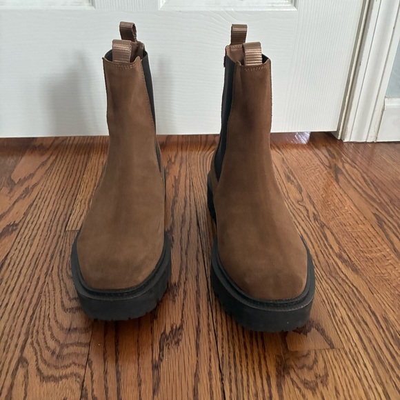 Sam Edelman Laguna Chelsea Boots Almond Taupe Suede Size 10 - Picture 2 of 6